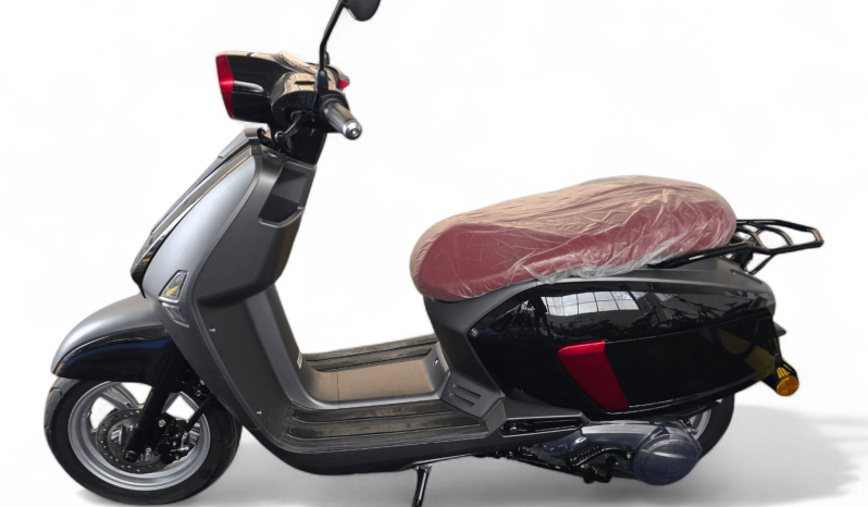 
								Longjia 125 Scooty full									