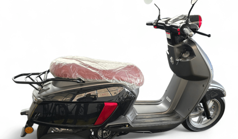 
								Longjia 125 Scooty full									