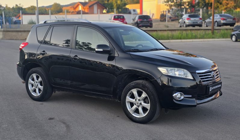 TOYOTA RAV-4 full