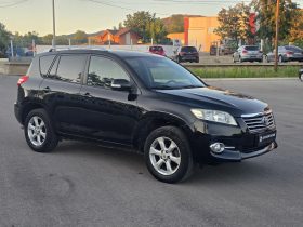 TOYOTA RAV-4
