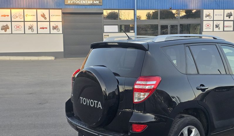 TOYOTA RAV-4 full