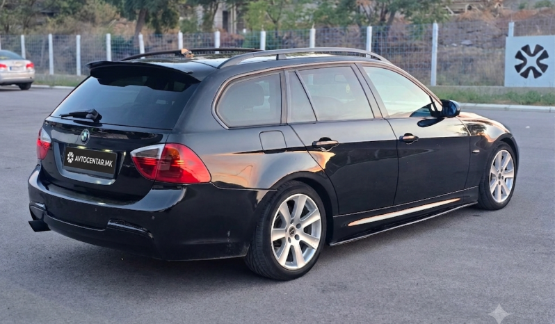 
								BMW 330d X-drive full									