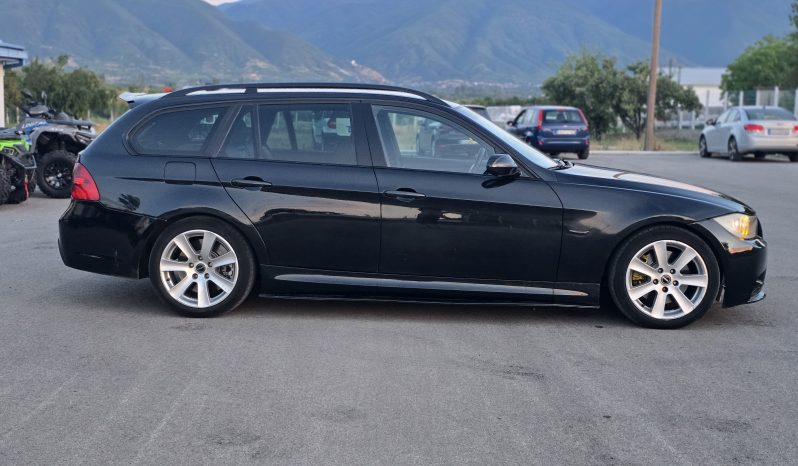 
								BMW 330d X-drive full									