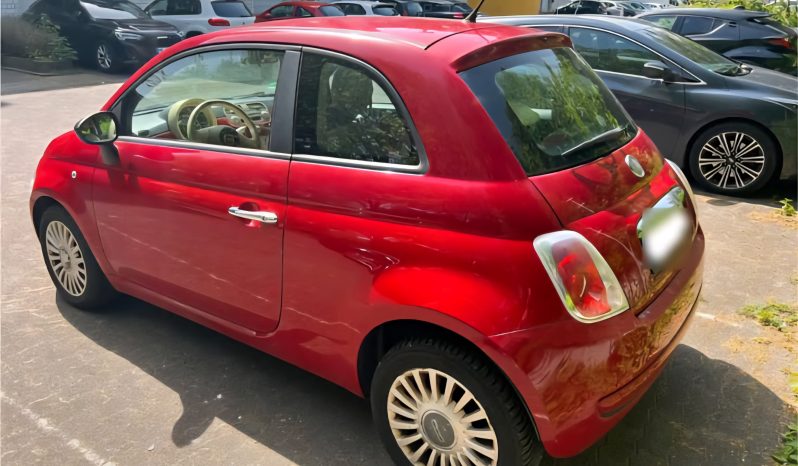 
								FIAT 500 full									