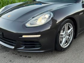 PORSCHE PANAMERA 4S