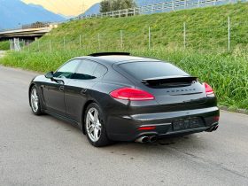 PORSCHE PANAMERA 4S